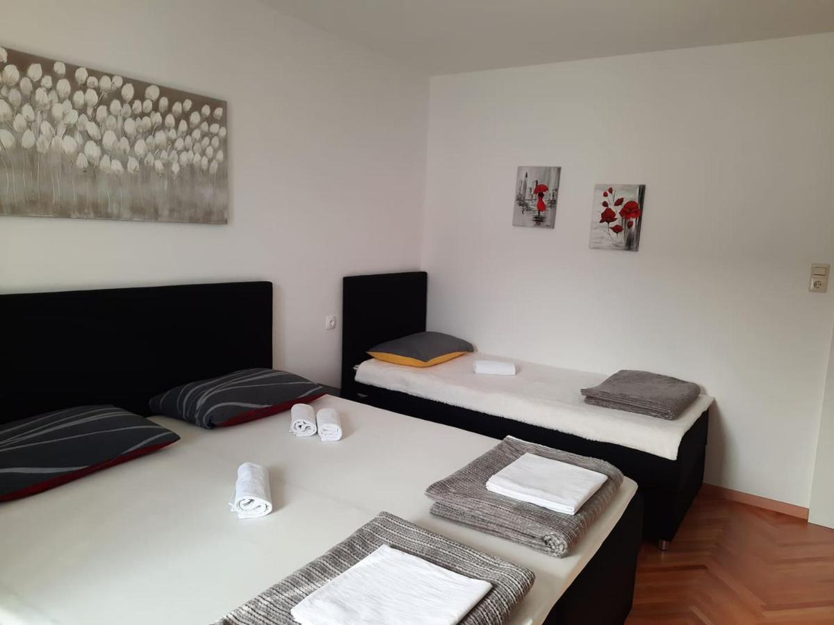 Apartments Rose Loboja Makarska Ngoại thất bức ảnh