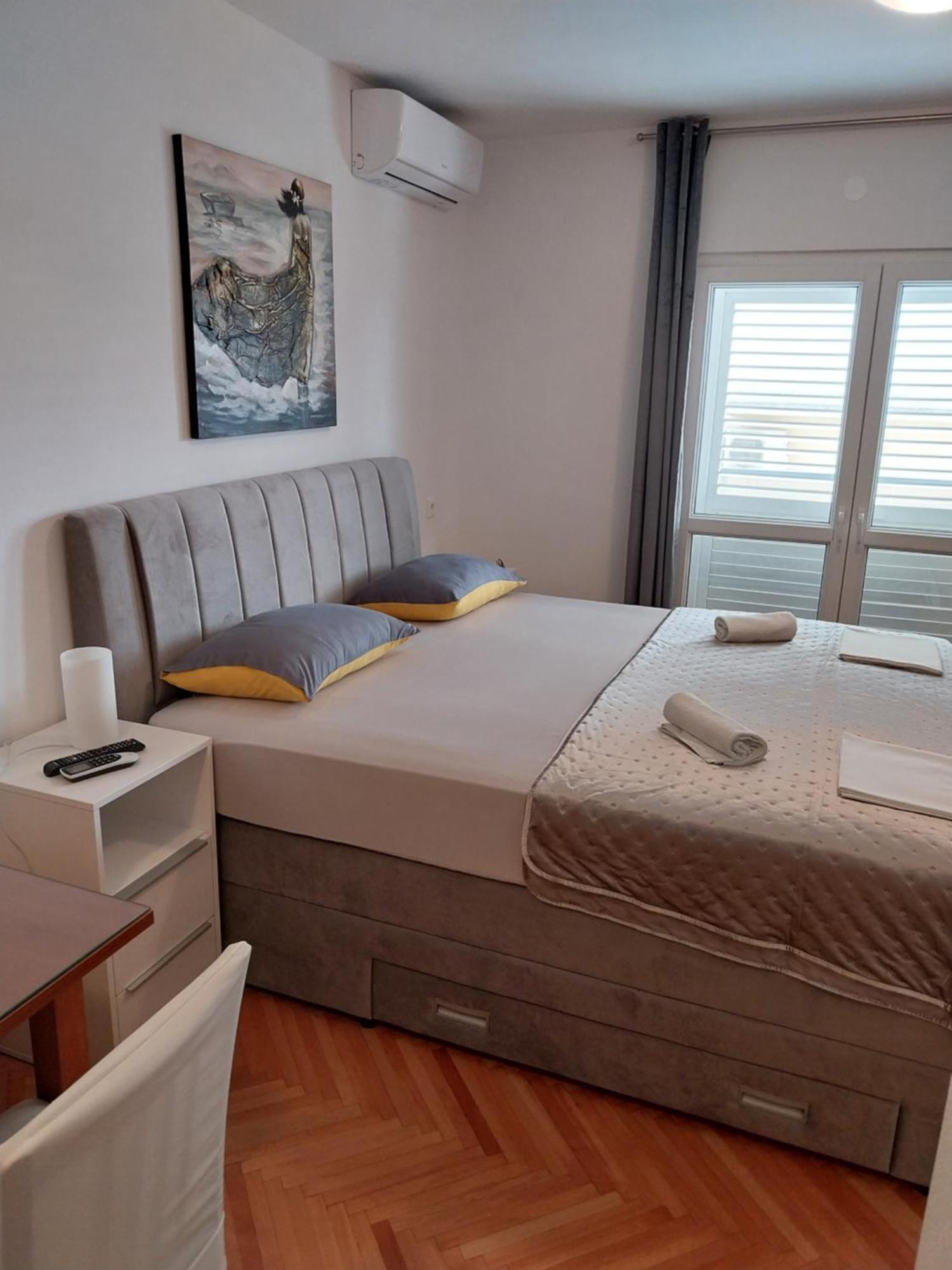Apartments Rose Loboja Makarska Ngoại thất bức ảnh