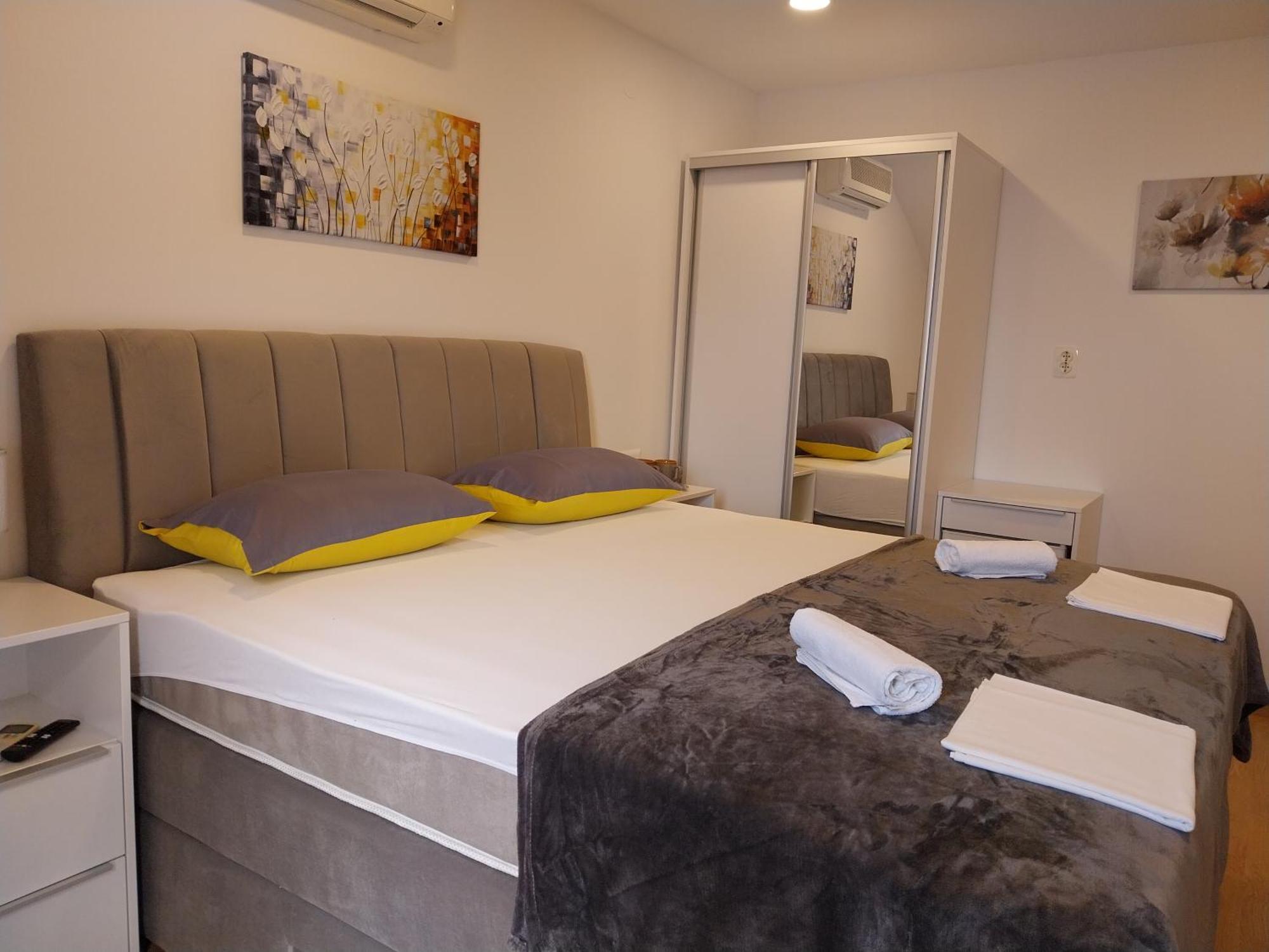 Apartments Rose Loboja Makarska Ngoại thất bức ảnh
